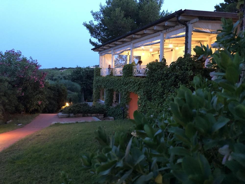 Hotel Le Ginestre Porto Cervo Exterior photo