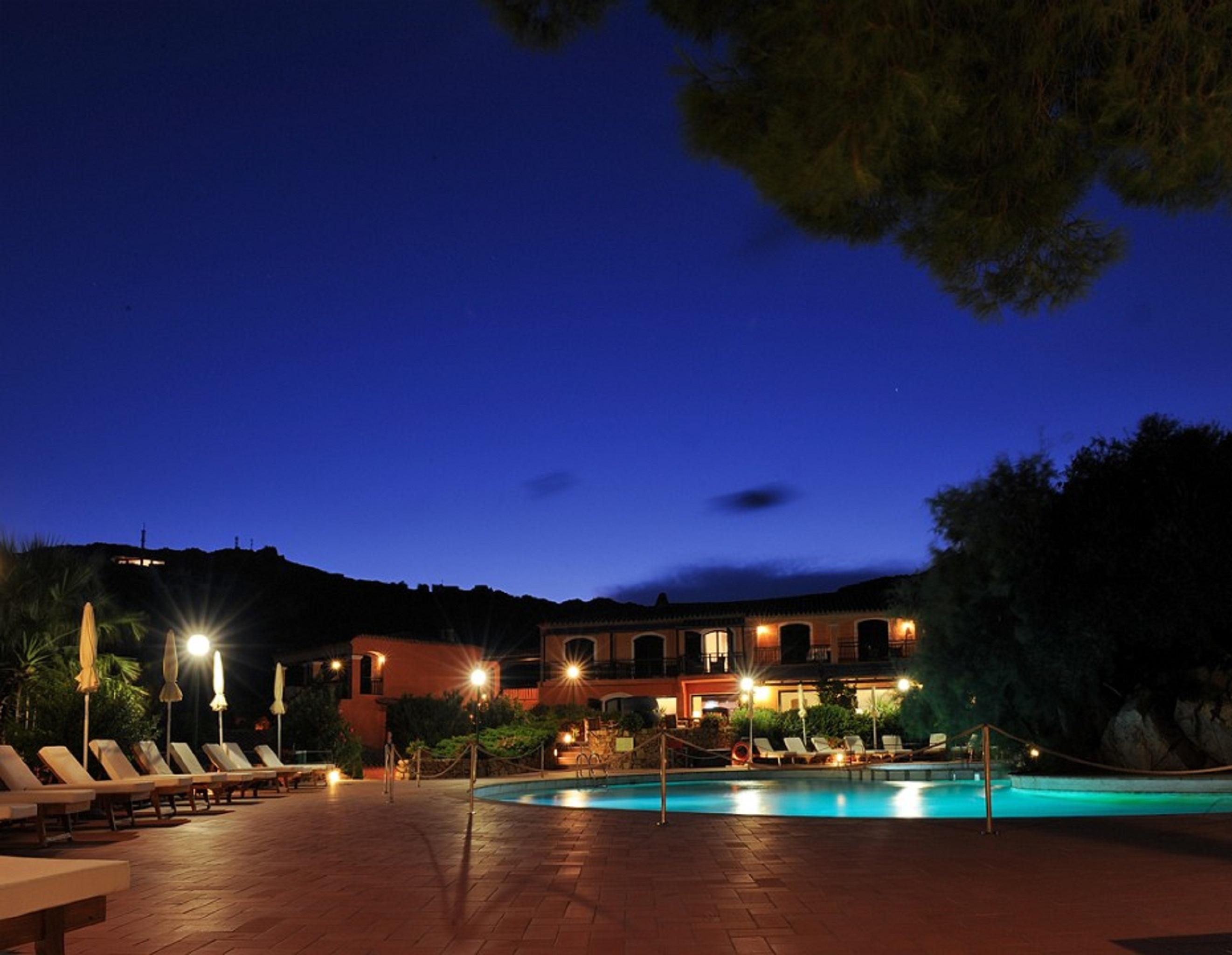 Hotel Le Ginestre Porto Cervo Exterior photo