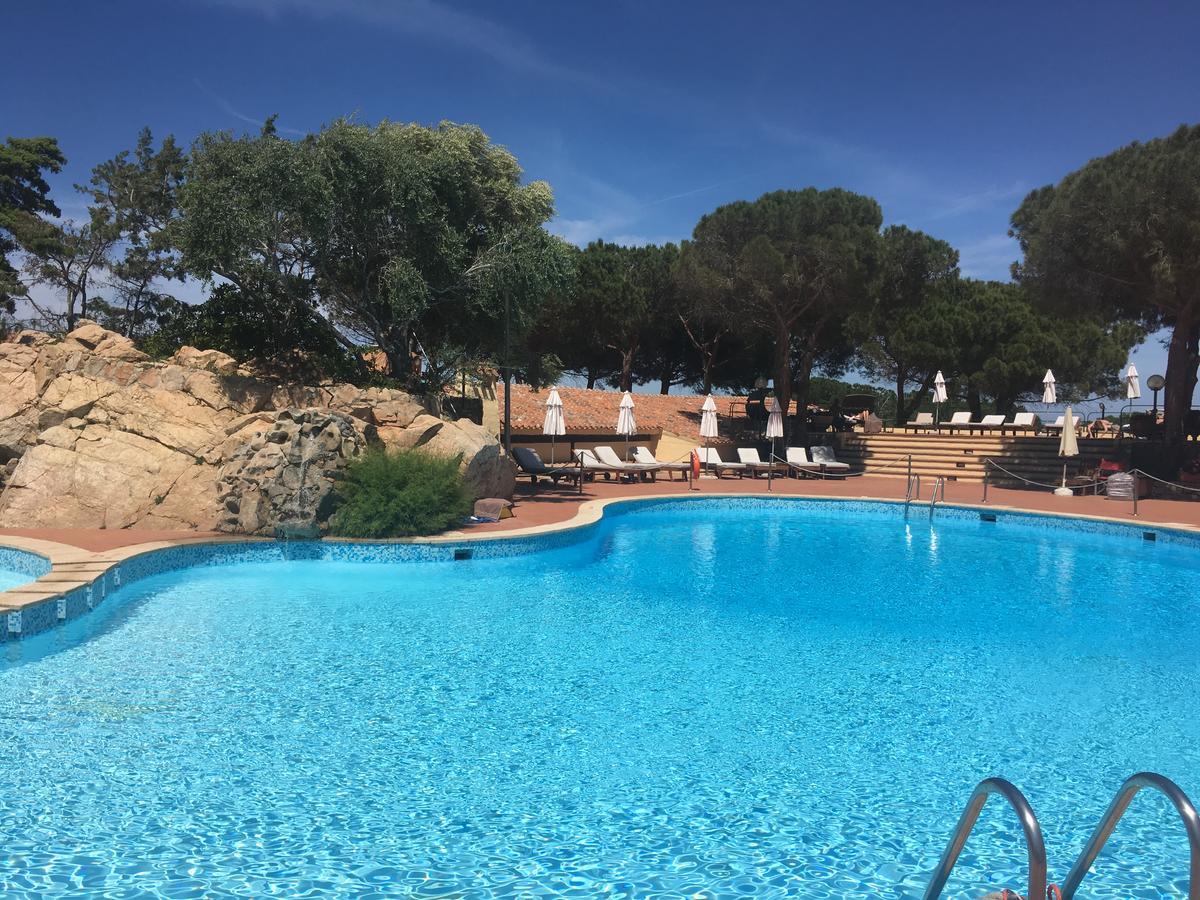 Hotel Le Ginestre Porto Cervo Exterior photo