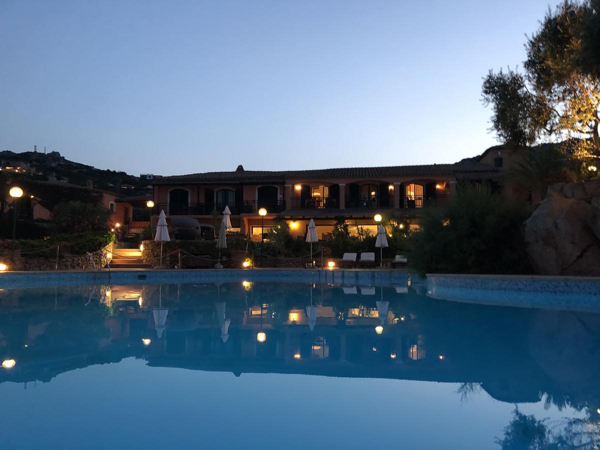 Hotel Le Ginestre Porto Cervo Exterior photo